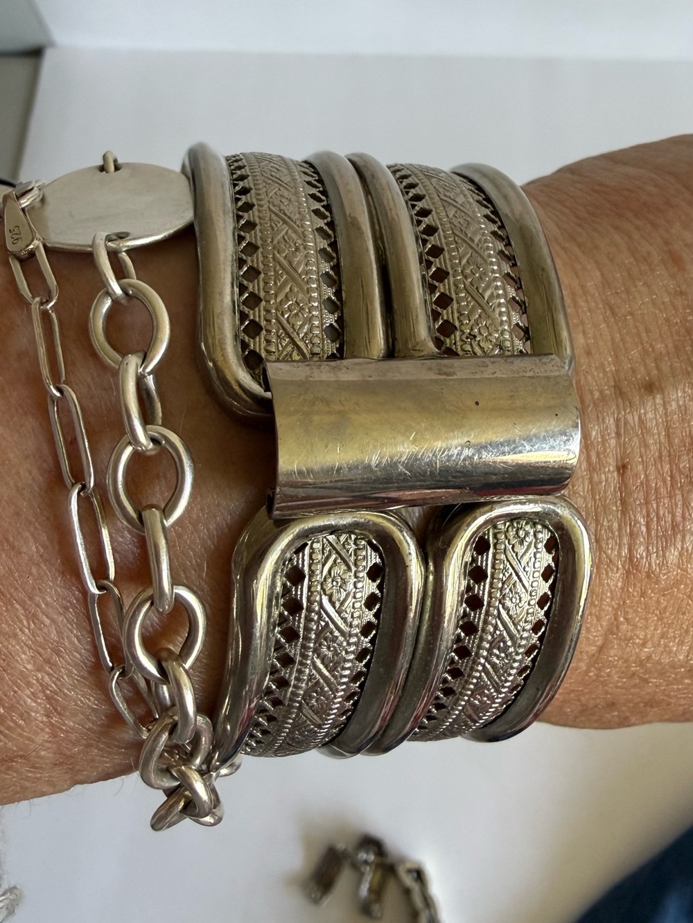 Wide Silver Filigree Lattice Hinged Cuff Statement Bracelet Boho